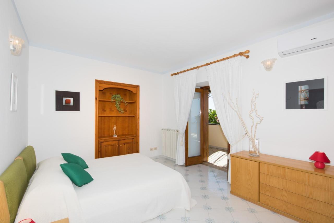 Villa Savina - Elegant Family Villa Overlooks Amalfi Coast - Positano Eksteriør billede
