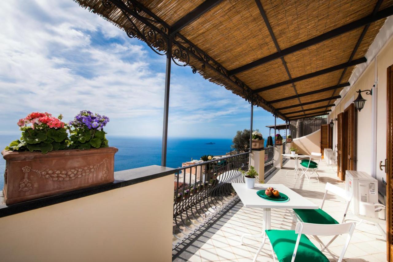 Villa Savina - Elegant Family Villa Overlooks Amalfi Coast - Positano Eksteriør billede